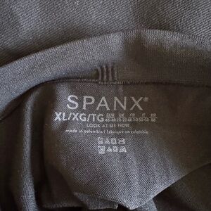 Never Worn - Spanx Black Leggings